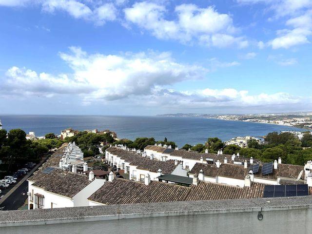 Ático en venta en Barriada Islas Canarias, Estepona