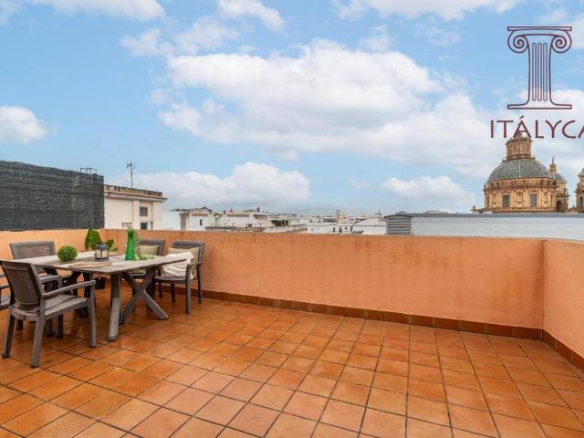 Ático en venta en Sevilla, El Arenal