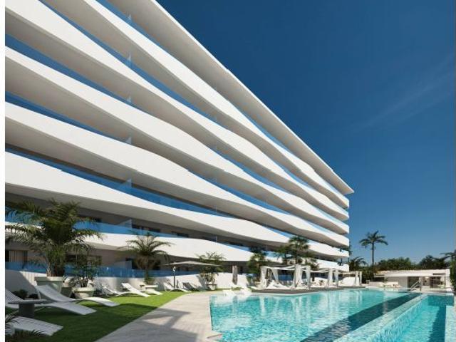 Piso en venta en Los Pacos, Costa del Sol Occidental