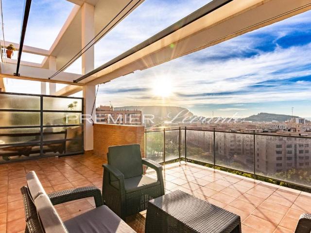 Ático en venta en Centre Històric, Alicante