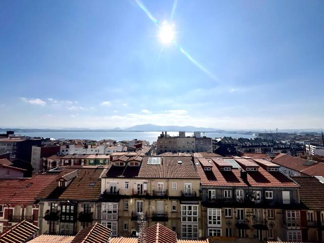 Ático en venta en Correos, Santander