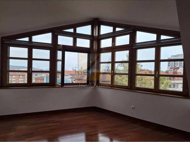 Ático en venta en Gijón / Xixón