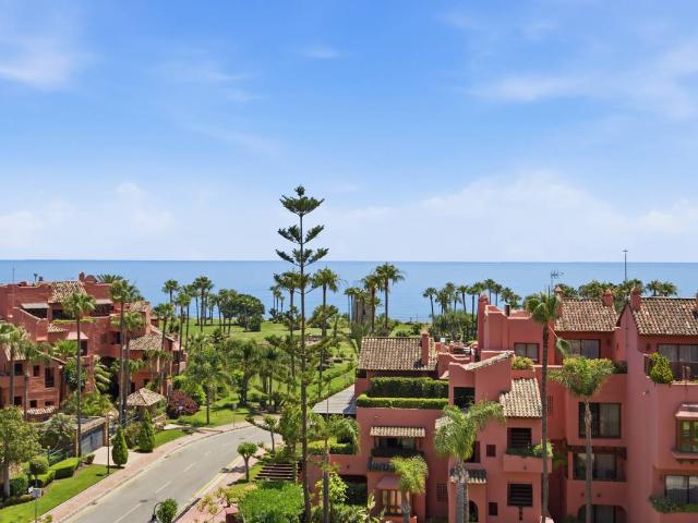 Ático en venta en Barriada Islas Canarias, Costa del Sol Occidental