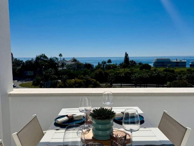 Ático en venta en Barriada Islas Canarias, Costa del Sol Occidental