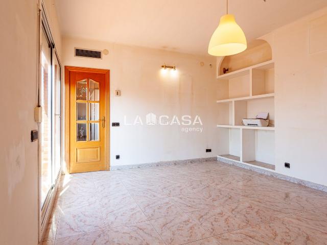 Ático en venta en Districte III, Barcelonès