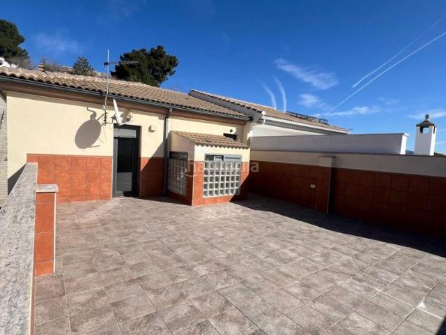 Ático en venta en Huelma, Andalucía