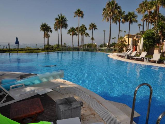 Ático en venta en Barriada Islas Canarias, Costa del Sol Occidental