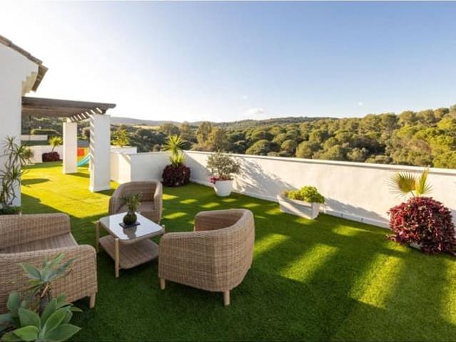 Ático en venta en La Alcaidesa, Campo de Gibraltar