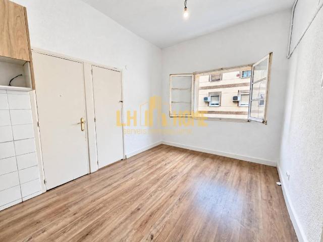 Ático en venta en Centre, l'Hospitalet de Llobregat
