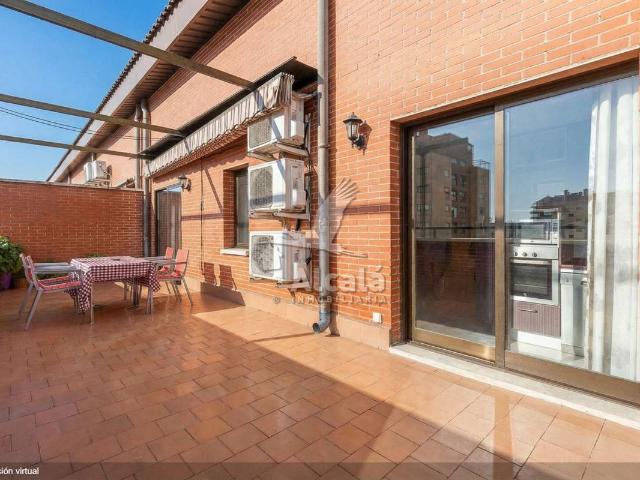 Ático en venta en Distrito I, Alcalá De Henares
