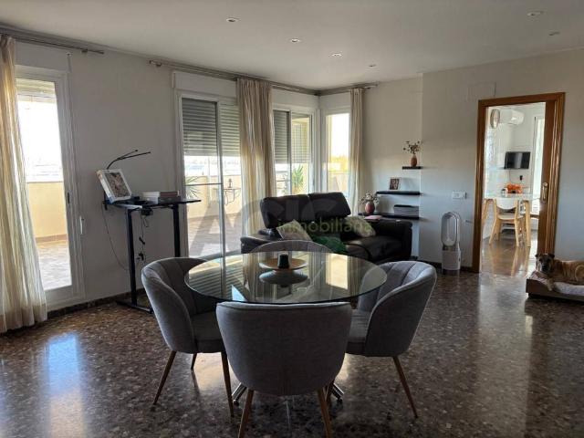 Ático en venta en l'Alcúdia, València / Valencia