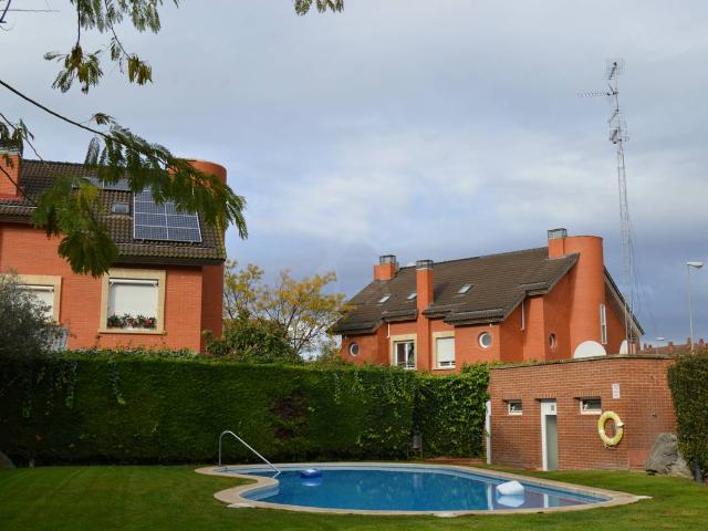 Ático en venta en Villapatro, Lardero