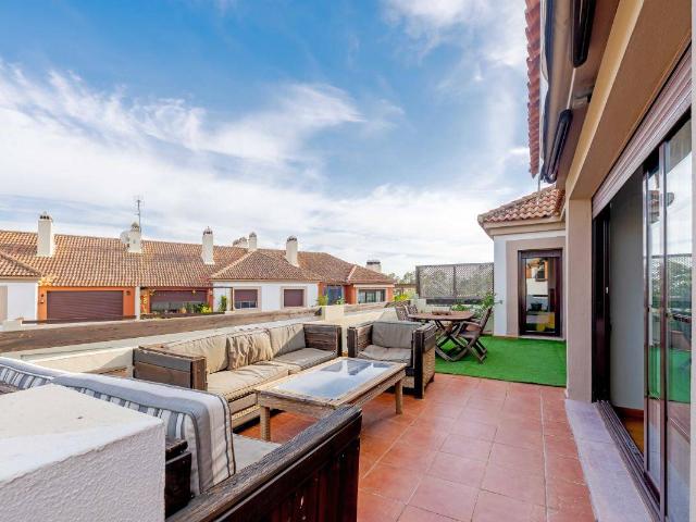 Ático en venta en Guillena, Andalucía