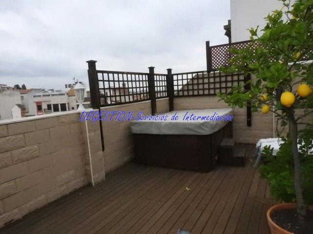 Ático en venta en Linares, Andalucía