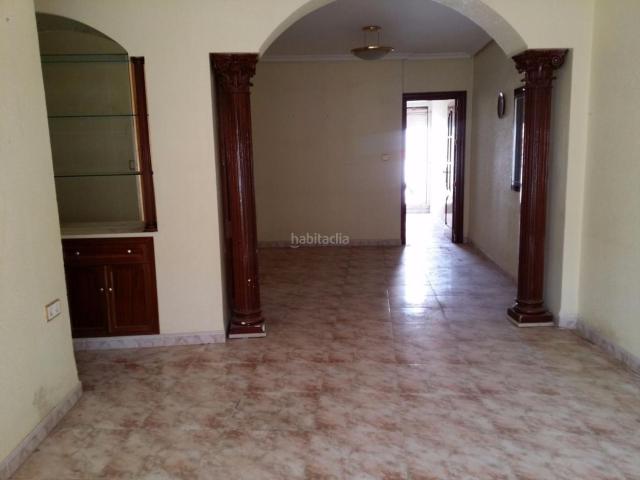 Ático en venta en Linares, Andalucía