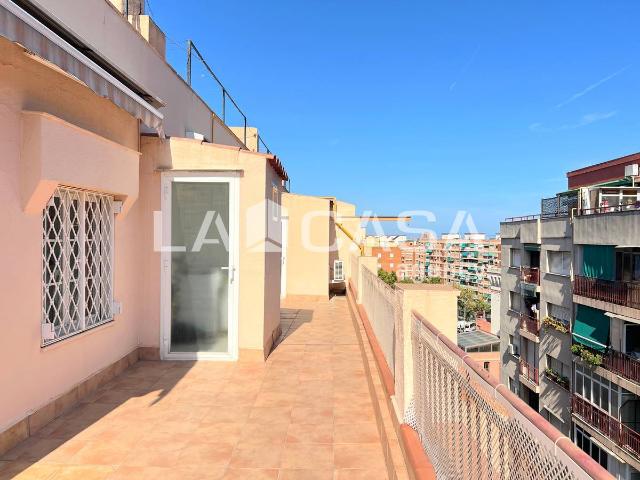 Ático en venta en Districte 1, Barcelonès