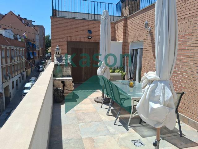 Ático en venta en Madrid, Cortes