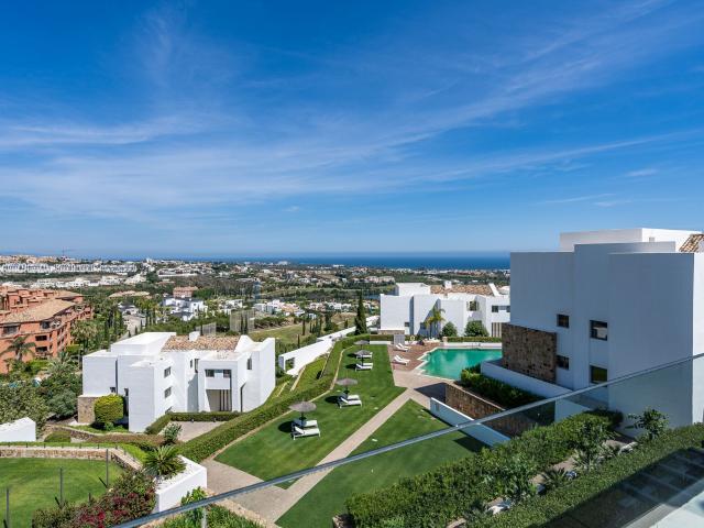 Ático en venta en Benahavís, Val de Guadalmina