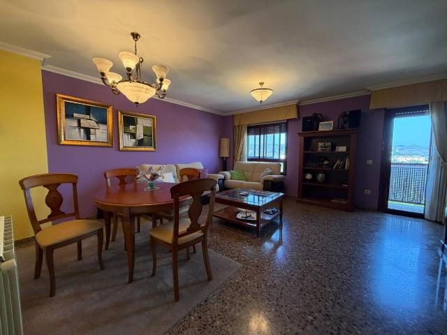 Ático en venta en Plaça Major, la Plana Alta