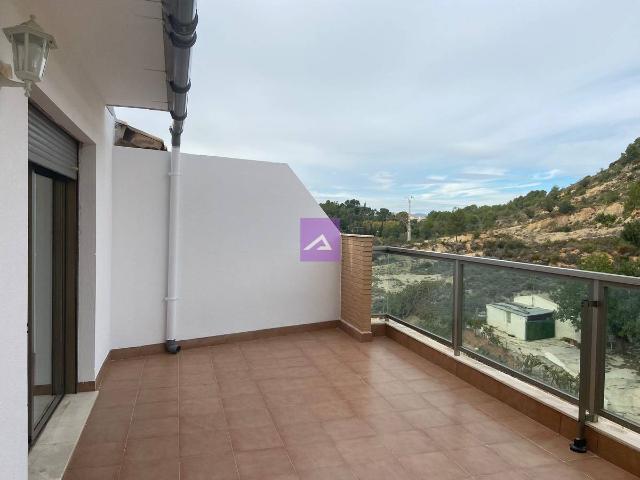 Ático en venta en la Ribera Alta, Valencia