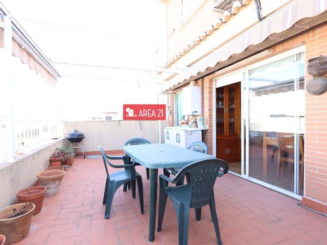 Ático en venta en la Pobla de Vallbona, València / Valencia
