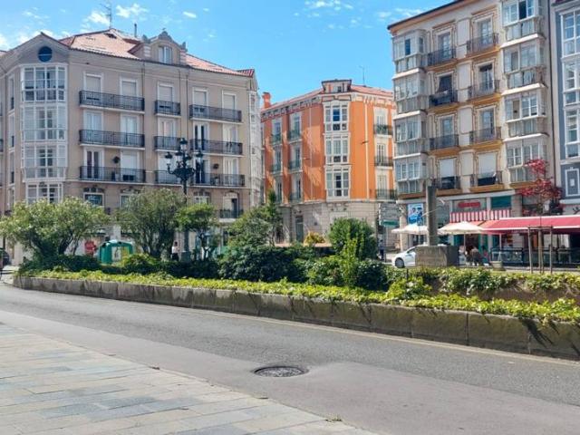 Ático en venta en Santander, Correos