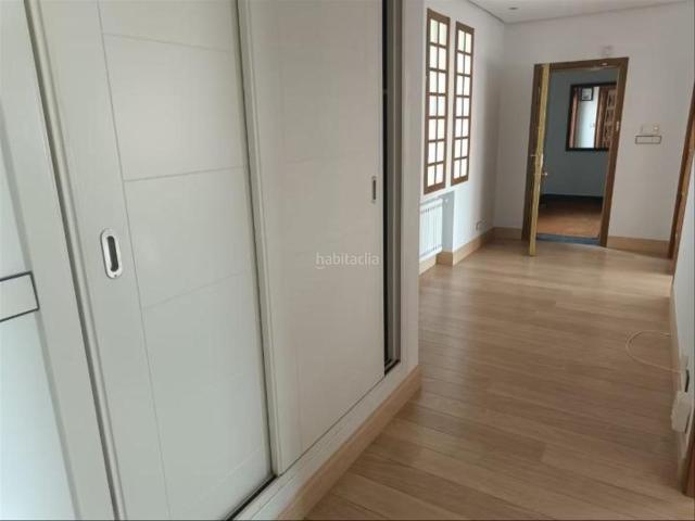 Ático en venta en Ourense, Gomesende