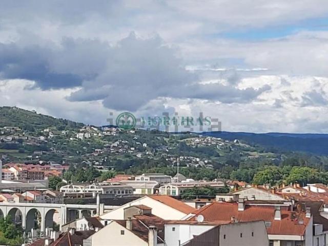 Ático en venta en Ourense, Gomesende