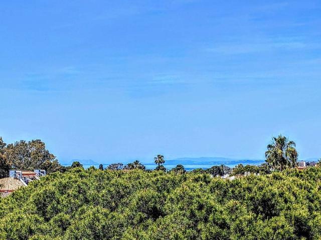 Ático en venta en Barriada Islas Canarias, Costa del Sol Occidental
