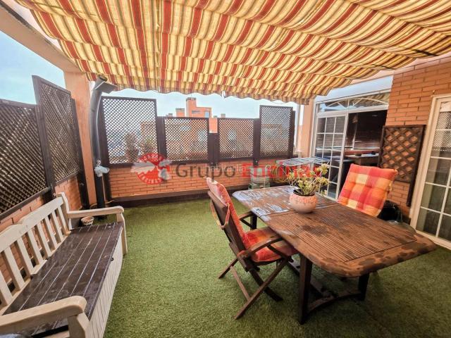 Ático en venta en La Laguna, Parla