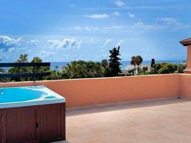 Ático en venta en Barriada Islas Canarias, Costa del Sol Occidental