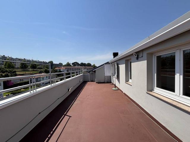 Ático en venta en Oleiros, A Coruña