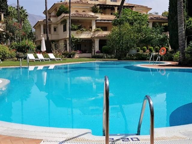 Ático en venta en Centro, Costa del Sol Occidental