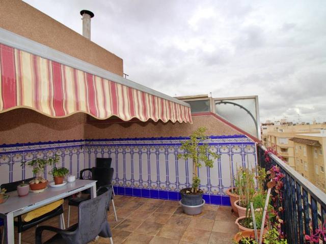 Ático en venta en Elche, la Vila