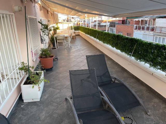 Ático en venta en Madrid, Cortes
