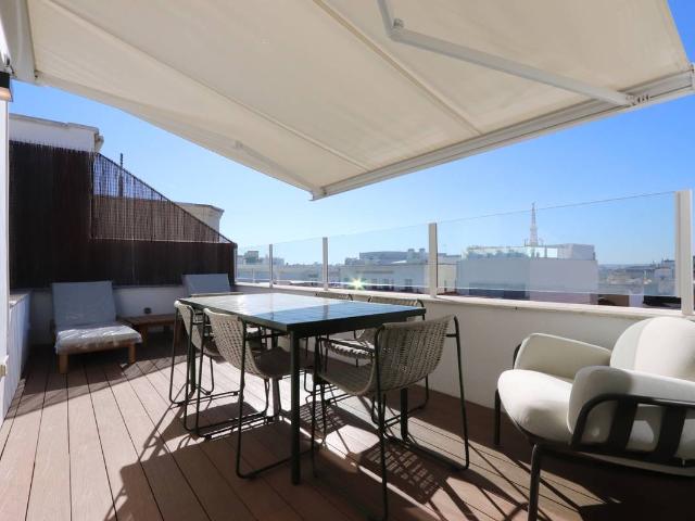 Ático en venta en Centro, Madrid