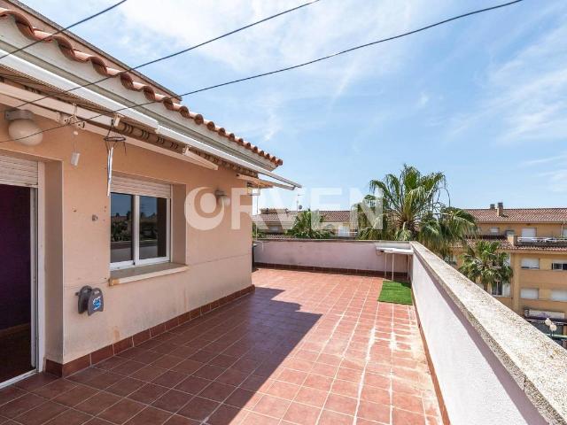 Ático en venta en Roda De Barà