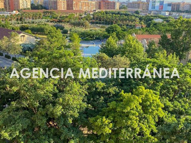 Ático en venta en Ciutat Vella, València