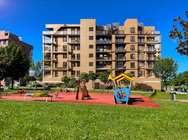 Ático en venta en Zabalgunea/Ensanche, Gasteizko kuadrilla