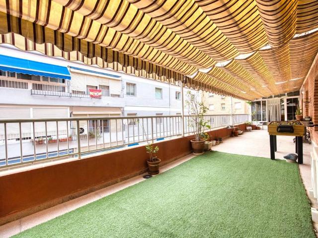 Ático en venta en Casco Antiguo - Santa Cruz - Ayuntamiento, l'Alacantí