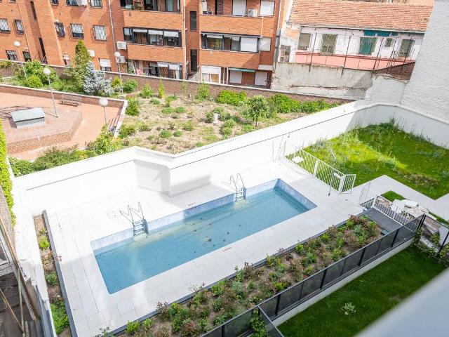 Ático en venta en Madrid, Cortes