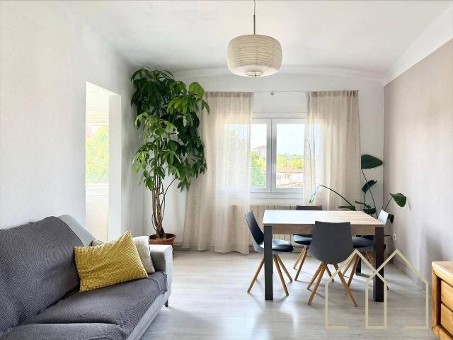 Ático en venta en Girona, Barri Vell Ático en venta en Girona, Barri Vell
