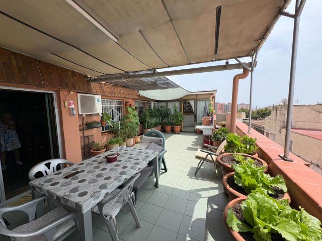 Ático en venta en Raval, Barcelonès
