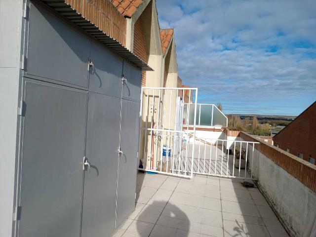 Ático en venta en Valdelagua, Santa Marta De Tormes