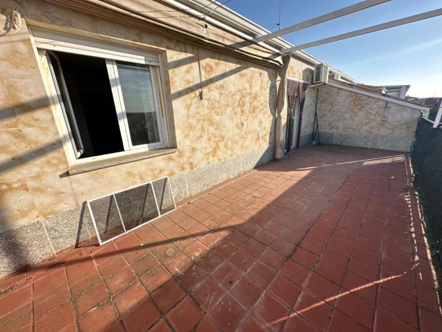 Ático en venta en Valdelagua, Santa Marta De Tormes