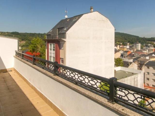 Piso en venta en Sarria