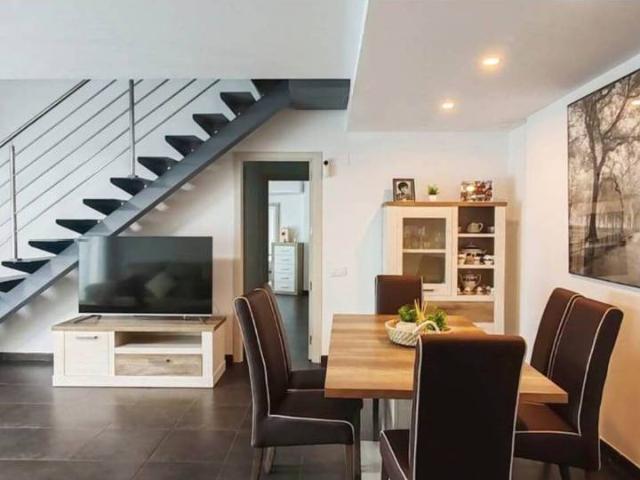 Ático en venta en les Mallorquines, Sils