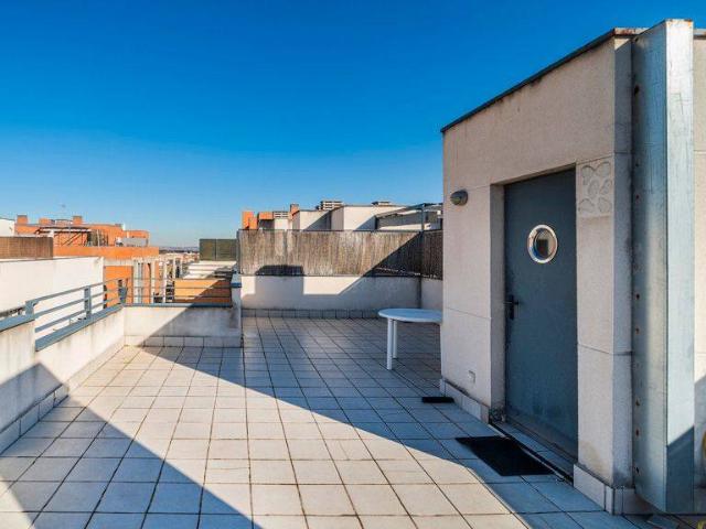 Ático en venta en Madrid, Cortes