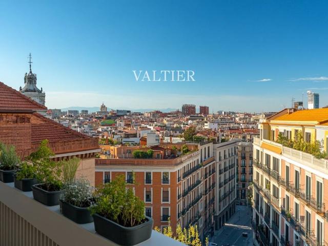 Ático en venta en Centro, Madrid