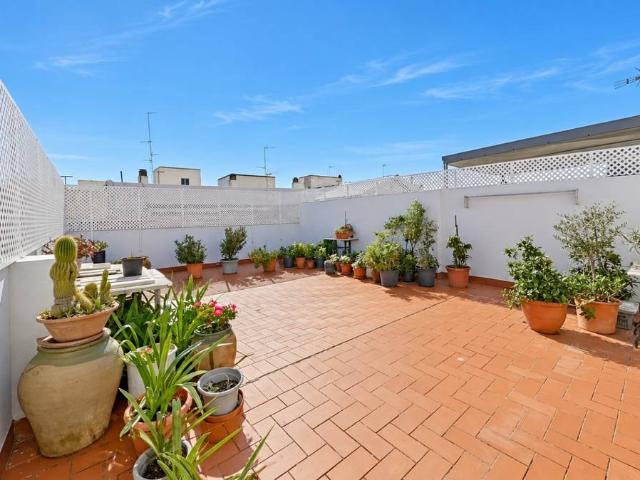 Ático en venta en Tavernes Blanques, València / Valencia